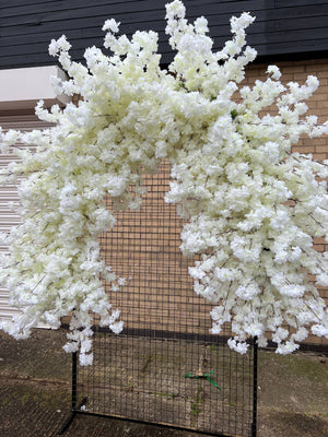 White Cherry Blossom Garland, Cherry Blossom Arch, Blossom: 5 Feet